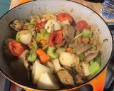 Une image de l'étape 17 de Agneau en cocotte aux raves,céleri branche,carottes et tomates façon tajine.