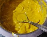 A picture of step 1 of Besan ka pakore.