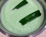 Foto langkah ke 2 dari resep Es Pisang Ijo.