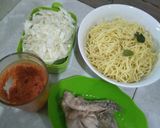 Foto langkah ke 1 dari resep Krengsengan Mie.