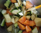 Foto del paso 2 de la receta: Crema de calabacín y calabaza