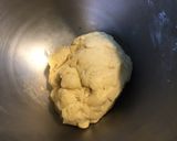 Une image de l'étape 3 de Pâte brisée au citron vert, vanille et lait.