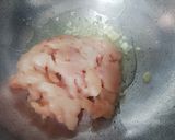 A picture of step 2 of CHINESE ROLL #CookpadRamadan.