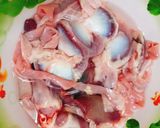 Hình bước làm 1 của món Lòng vịt xào rau củ