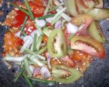 Foto langkah ke 3 dari resep Klothok Sambal Pedas.