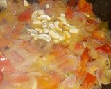 A picture of step 2 of Paneer Kaju Curry.