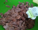 Foto langkah ke 1 dari resep Tumis Kulit Singkong dengan Kulit Ayam.