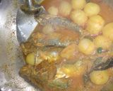 Foto langkah ke 5 dari resep Ungkep Kembung tanpa santan dan MSG.