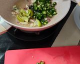 Foto langkah ke 1 dari resep Jangan Lombok Ijo.