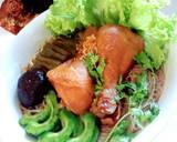 ก๋วยเตี๋ยวไก่ตุ๋นมะระ Kway Teow Kai Tun Mara / Thai Braised Chicken Noodle Soup With Bitter Melon วิธีทำสูตร 3 รูป
