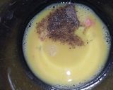 A picture of step 2 of Sausage Mushroom Omelette.