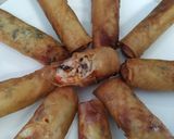 Hình bước làm 4 của món Bún chả giò tôm