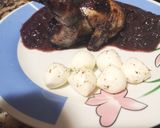 Foto del paso 5 de la receta: Codornices al vino tinto y arándanos