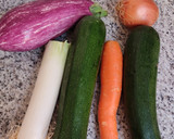 Foto del paso 3 de la receta: Calabacines rellenos de verduras