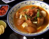 Foto langkah ke 4 dari resep Lontong Kikil Suroboyo.