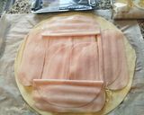 Foto del paso 4 de la receta: Hojaldre enrollado de queso y lonchas de pavo con 92 por ciento
