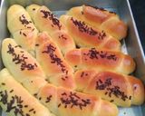 Foto langkah ke 5 dari resep Chigiri Condensed Milk Bread.