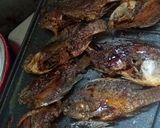 Foto langkah ke 3 dari resep Mujair vs tahu goreng bakar.