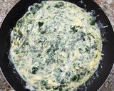 Foto del paso 1 de la receta: 🥬🍳Revuelto de acelga y ricotta - Almuerzo rápido de pocos ingredientes 🍳🥬