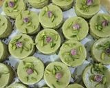 A picture of step 6 of Pistachio Cheesecake.
