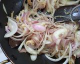 A picture of step 4 of Chicken korma.