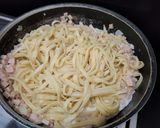 Foto langkah ke 3 dari resep Creamy Fettucini.