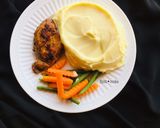 A picture of step 21 of Mashed potato X pan grilled chicken.