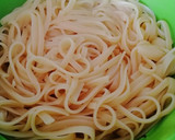 Foto del paso 1 de la receta: Tallarines crujientes