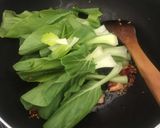 Foto langkah ke 3 dari resep Tumis Baby Pokchoy Pedas.