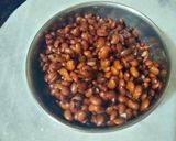 A picture of step 1 of Kulith/ Horse gram stuffed kachori.
