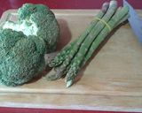 Foto del paso 1 de la receta Sepia con espárragos y brócoli confitados
