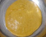 Foto langkah ke 4 dari resep Kunyit Swirl Sourdough Bread.