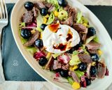 Foto del paso 6 de la receta: Ensalada de mollejas de pato con arándanos y burrata trufada
