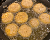A picture of step 4 of Eggplant Parmesan.