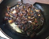 A picture of step 1 of Walnut and dates halwa.