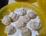 Foto langkah ke 8 dari resep Bitterballen Kentang Mozzarella.