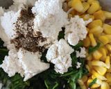 A picture of step 2 of Corn spinach sandwich.