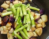A picture of step 7 of Mixed Vegetable Curry.
