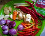 Foto langkah ke 1 dari resep Tum ayam pedas.
