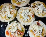 સ્ટફ ઉતપમ(stuff uttpam recipe in gujarati) રેસીપી સ્ટેપ5ફોટો