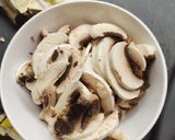 Foto del paso 2 de la receta: Crema de champiñones de Victor UTVCO