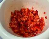 Une image de l'étape 7 de Charlotte aux skyr et fraises.