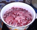 عکس مرحله 7 از دستور مربای توت فرنگی عالی