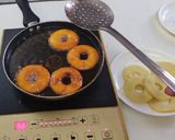A picture of step 6 of Gulabjamun Donuts.