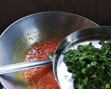 A picture of step 7 of Dal Palak.