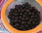 Foto langkah ke 2 dari resep Homemade Bubble Milk Tea.