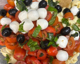Foto del paso 2 de la receta: 564. Ensalada capresse de tortellini (principal pasta)