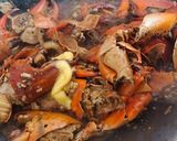 Foto langkah ke 5 dari resep Kepiting lada hitam ala Homed.