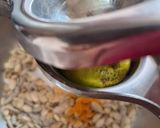 A picture of step 2 of Sunflower Seeds Mouth Freshener.
