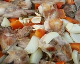 Foto del paso 3 de la receta: Conejo con col